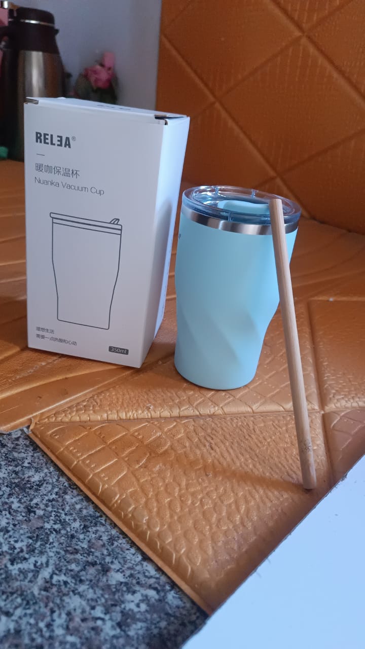 Stainless Steel Insulated Coffee Mug With Wooden Straw (350ml Approx) Stainless Steel Insulated Coffee Mug With Wooden Straw (350ml Approx)